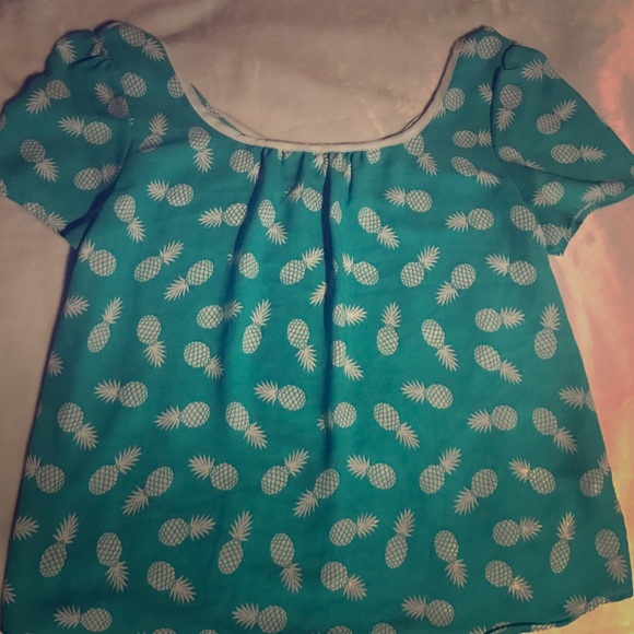 Aqua Teal colored blouse with Pineapple Print - Picture 1 of 3